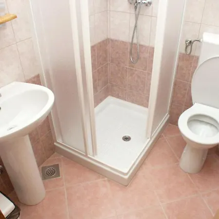 Guest house With A Parking Space - 3010