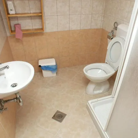 With A Parking Space - 3010 3*