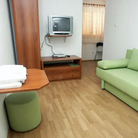 Guest house With A Parking Space - 3010